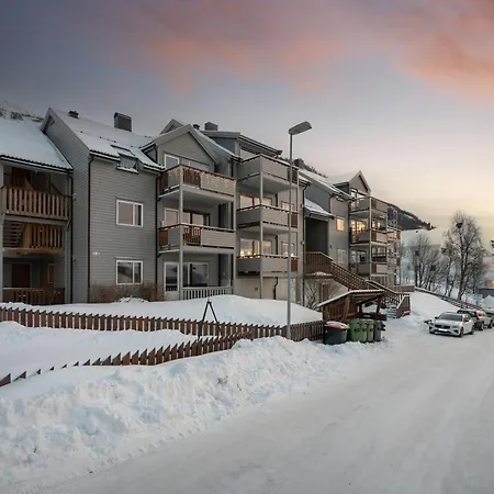 Sentral Med Parkering Tromso